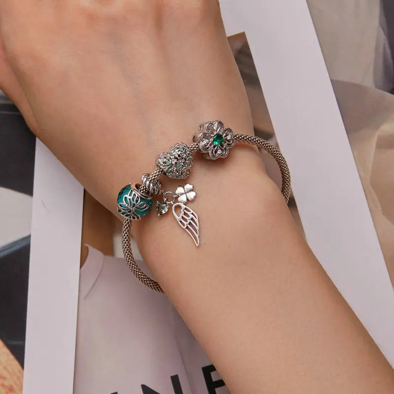 Forever queen outlet bracelet