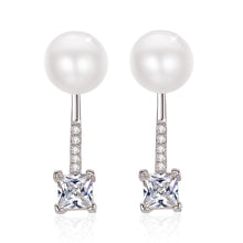 Load image into Gallery viewer, Round Pink Pearl Ear Stud