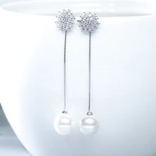 Load image into Gallery viewer, Pearl Earrings