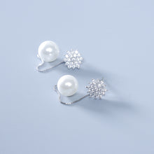 Load image into Gallery viewer, Pearl Earrings