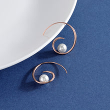 Load image into Gallery viewer, Hoop Pearl  Earrings