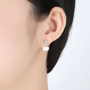 natural freshwater pearl stud earrings