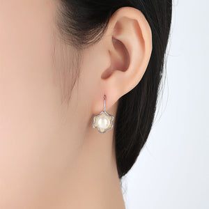 Flower Pearl Earring