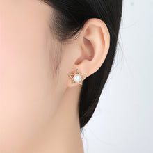 Load image into Gallery viewer, Pearl Pentagon Earrings