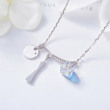 Load image into Gallery viewer, Crystal Pendant Necklace