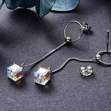 Load image into Gallery viewer, Crystal hanging Earrings