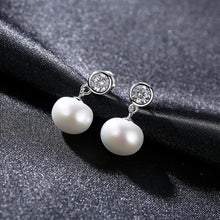 Load image into Gallery viewer, natural freshwater pearl stud earrings