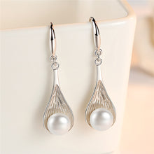 Load image into Gallery viewer, Women&#39;s Teardrop Earrings