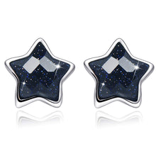 Load image into Gallery viewer, Star earring