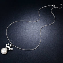 Load image into Gallery viewer, Cat Pearl Pendant Necklaces