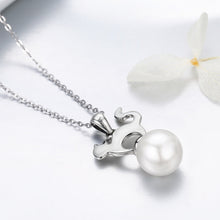 Load image into Gallery viewer, Cat Pearl Pendant Necklaces