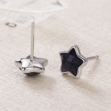 Load image into Gallery viewer, Star earring