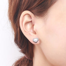 Load image into Gallery viewer, Love Heart Pearl Earring