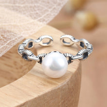 Load image into Gallery viewer, Sterling Silver Pearl Ring